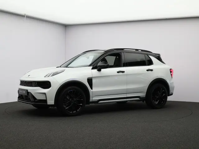 Lynk & Co 01 1.5 More 2025 Hybride Benzine 34