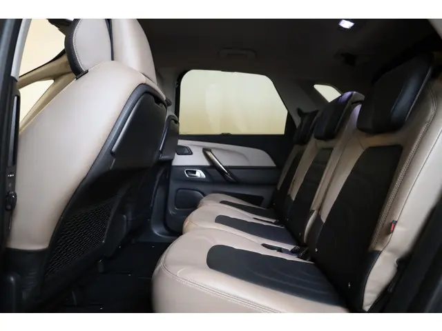 Citroën C4 Picasso PT 130 Exclusive 2016 Benzine 29