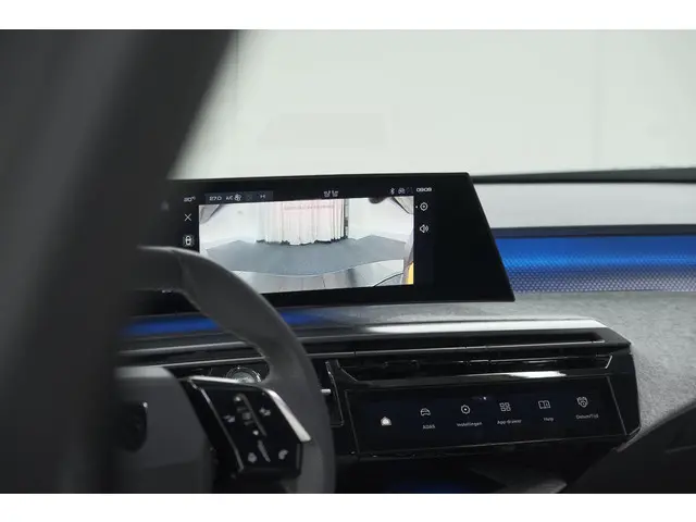 Peugeot 3008 1.2 Hybrid 136 GT 2024 Hybride Benzine 26