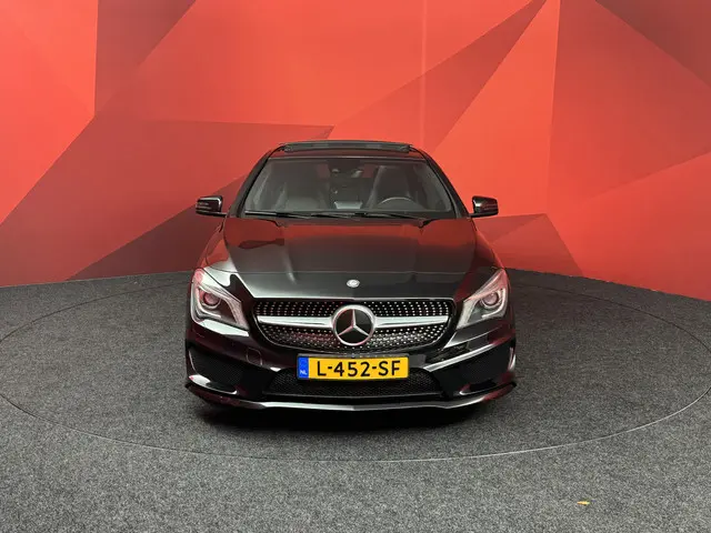 Mercedes-Benz CLA CLA 250 Edition 1 2013 Benzine 10