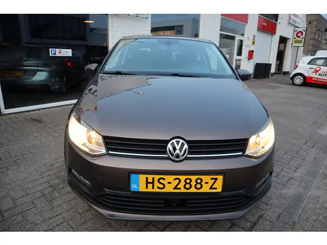 Volkswagen Polo 1.0 2015 Benzine 22