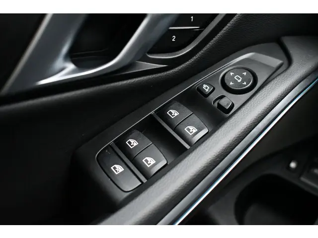 BMW 3 Serie Touring 330e M-Sport 2025 Hybride Benzine 61