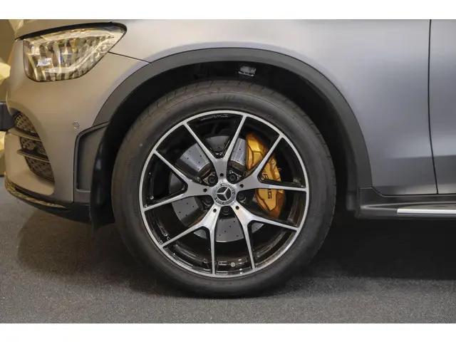 Mercedes-Benz GLC Coupé GLC200 AMG 197pk 2019 Benzine 38