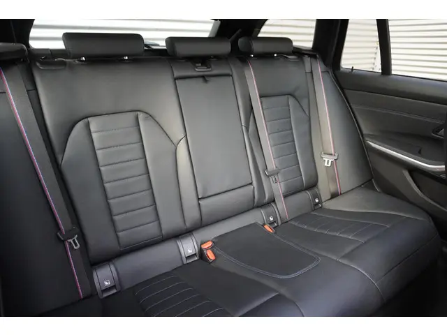 BMW 3 Serie Touring M340i xDrive 2020 Benzine 10