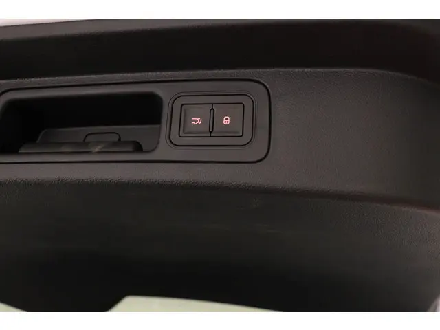 BYD SEAL U 1.5 DM-i FWD Boost 2025 Hybride Benzine 14