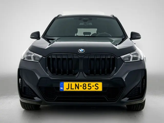 BMW X1 sDrive18i 2025 Benzine 5