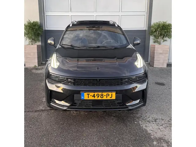 Lynk & Co 01 1.5 2023 Hybride Benzine 8