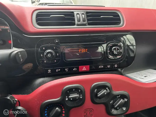 Fiat Panda 0.9 TwinAir Lounge AIRCO 2016 Benzine 11