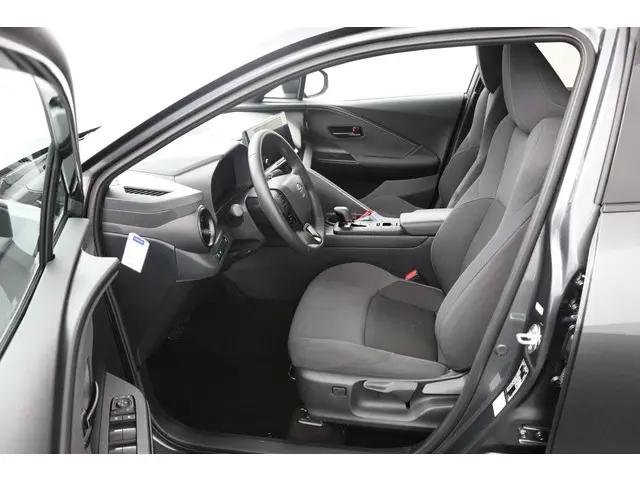 Toyota C-HR 1.8 Hybrid 140 Dynamic 2024 Hybride Benzine 16