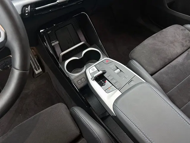 BMW X1 sDrive18i 2025 Benzine 30