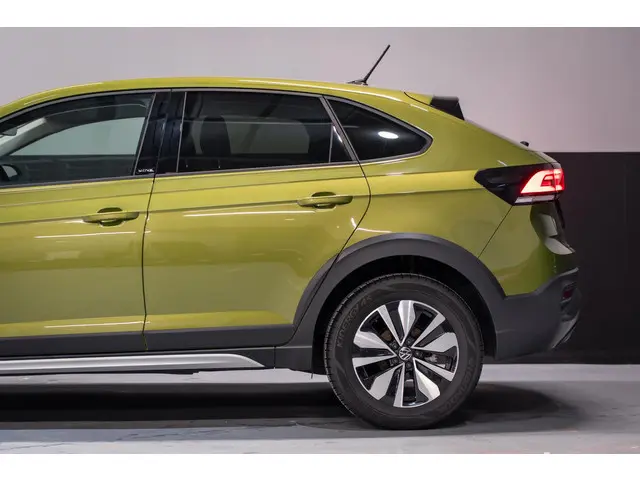 Volkswagen Taigo 1.0 TSI Life Edition 2024 Benzine 33