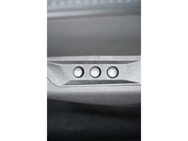 DS DS 4 E-Tense Rivoli Cross 2022 Hybride Benzine 12