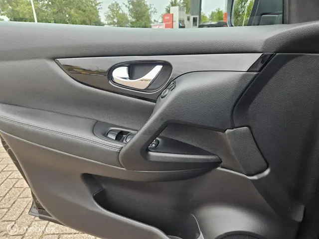 Nissan QASHQAI 1.2 Tekna 2014 Benzine 17