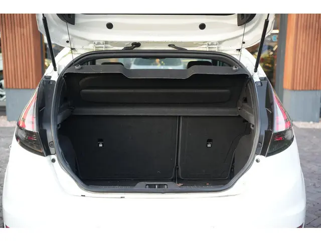 Ford Fiesta 1.6 ST2 2014 Benzine 10