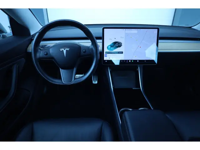 Tesla Model 3 Long Range AWD 75 kWh 2019 Elektrisch 14