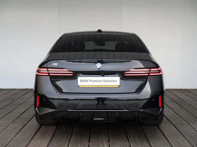 BMW i5 M60 xDrive 2024 Elektrisch 5