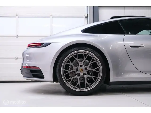 Porsche 911 3.0 Carrera 2020 Benzine 9