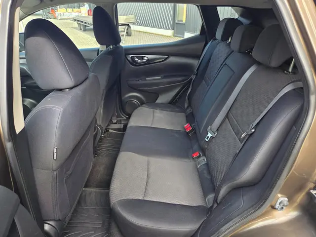 Nissan QASHQAI 1.2 Connect Edition 2015 Benzine 16