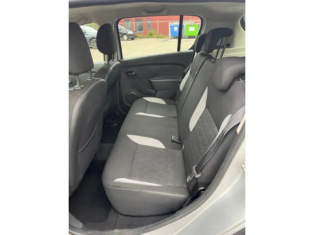 Dacia Sandero Stepway 0.9 TCe Laureate 2017 Benzine 12