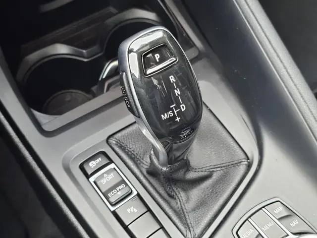 BMW X1 sDrive18i 2018 Benzine 27