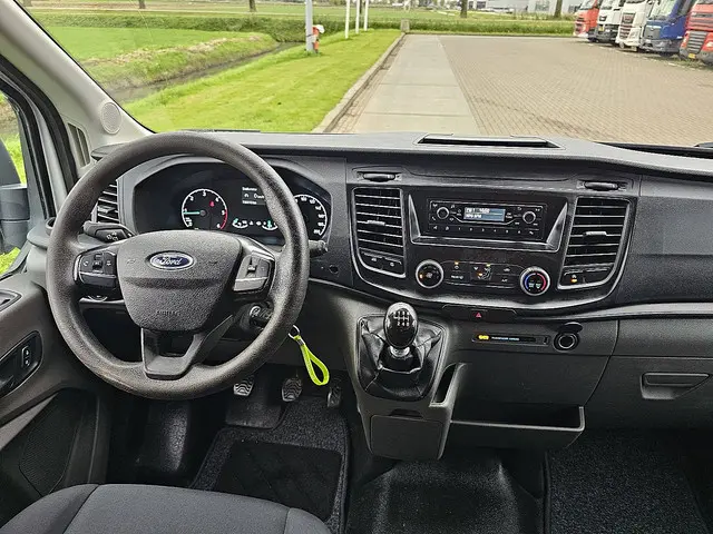 Ford Transit KOMBI 300 2019 Diesel 8