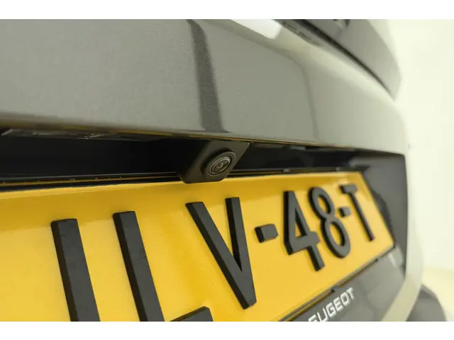 Peugeot 3008 1.2T 130pk GT 2024 Benzine 7