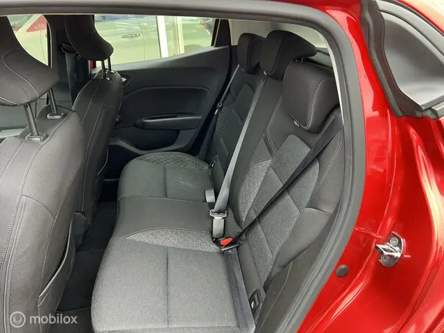 Renault Clio 1.0 TCe Zen 2020 Benzine 8