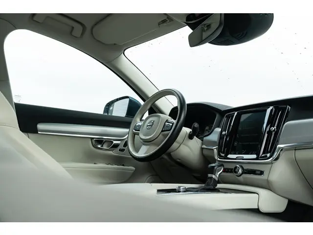 Volvo V90 T4 Momentum Aut 2018 Benzine 8