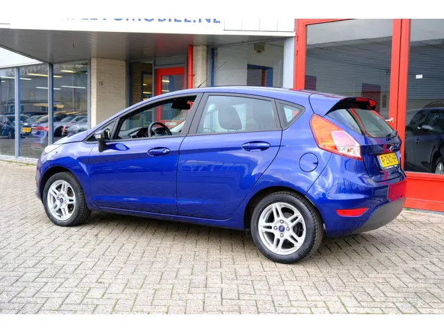 Ford Fiesta 1.0 Style 5-dsrs Navi|Airco|LMV 2015 Benzine 24