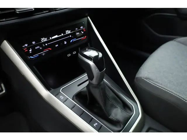 Volkswagen Taigo 1.0 TSI Life Business 2024 Benzine 6