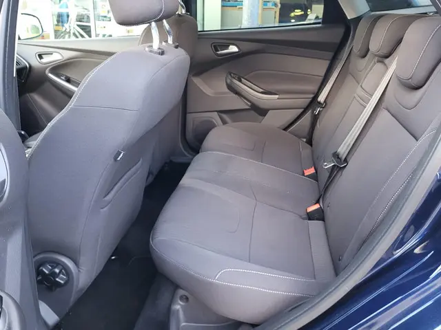 Ford Focus Wagon 2.0 TDCI Titanium 2013 Diesel 21