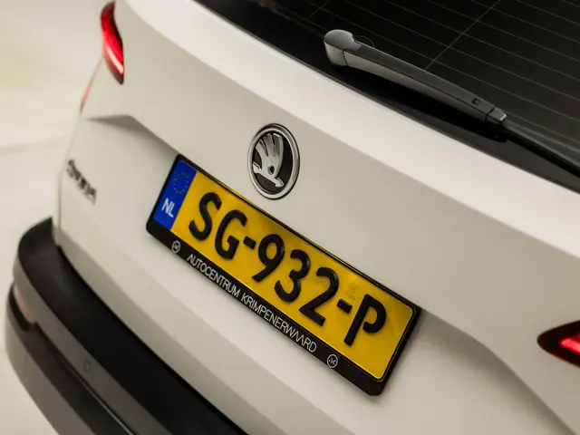 Škoda Karoq 1.0 TSI Black&White 2018 Benzine 29