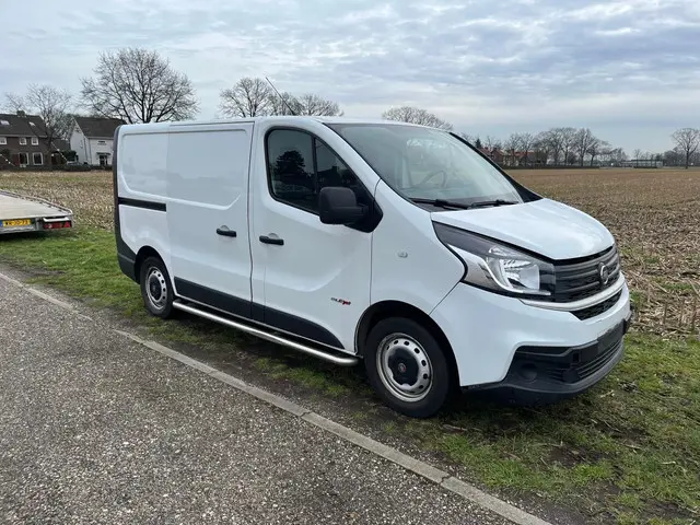 Fiat Talento 1.6 MJ L1H1 MOTORSCHADE 2017 Diesel 2