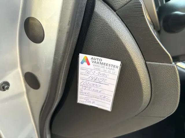 Nissan Pulsar 1.2 DIG-T Connect Edition 2015 Benzine 15