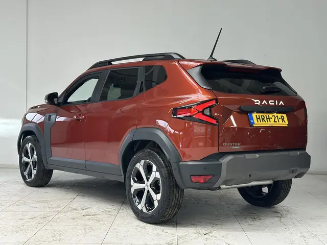Dacia Duster 1.6 Hybrid 140 Journey 2025 Hybride Benzine 5