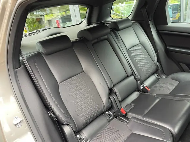 Land Rover Discovery Sport 2.0 TD4 SE 2017 Diesel 18