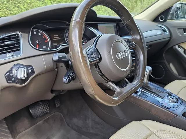 Audi A4 allroad quattro 2.0 TFSI Pro Line 2013 Benzine 23