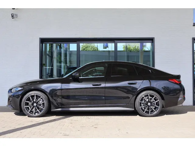 BMW i4 eDrive40 High Executive 84 kWh 2022 Elektrisch 5