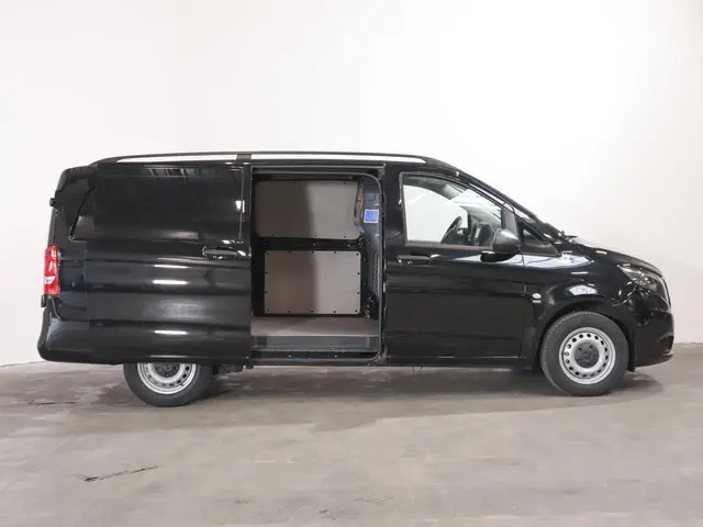 Mercedes-Benz Vito 114 CDI Lang 2023 Diesel 2