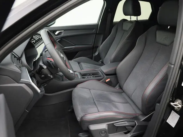 Audi Q3 Sportback 35 TFSI/150PK S Line 2025 Benzine 19