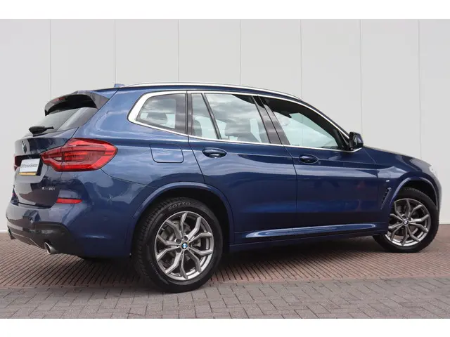 BMW X3 xDrive20i High Executive 2019 Benzine