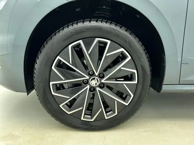 Škoda Kamiq 1.0 TSI 110PK DSG Style 2021 Benzine 17