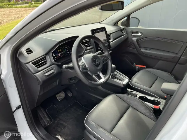 Mitsubishi ASX 1.6 PHEV AT Instyle 2023 Hybride Benzine 8