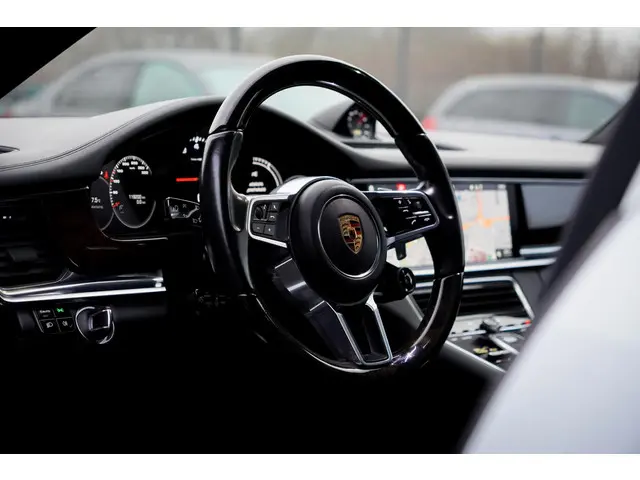 Porsche Panamera Sport Turismo 2.9 4S 2018 Benzine 6