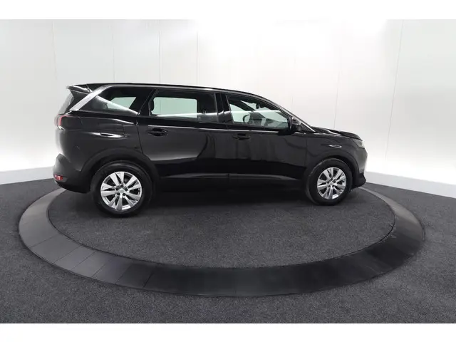 Peugeot 5008 PureTech 130 EAT8 Active Pack 2023 Benzine 9