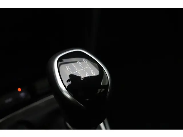 Opel Corsa 1.2 Turbo 100pk GS Line 2022 Benzine 24