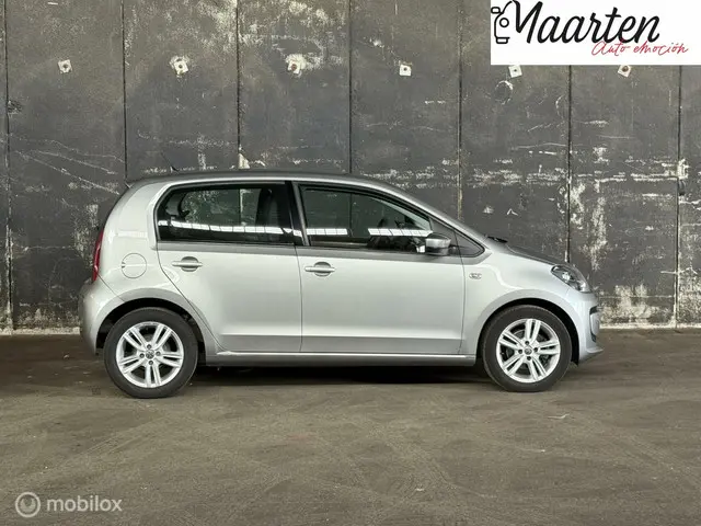 Volkswagen up! 1.0 move up! BlueMotion 2015 Benzine 3