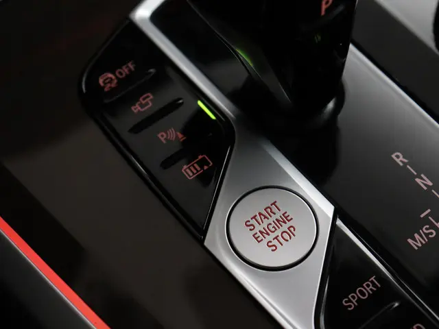 BMW X5 xDrive45e High Executive 2023 Hybride Benzine 39