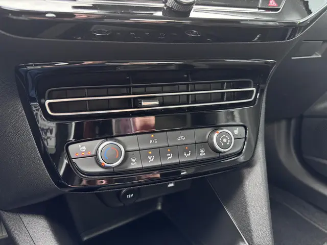 Opel Mokka 1.2 Turbo Elegance 2022 Benzine 25