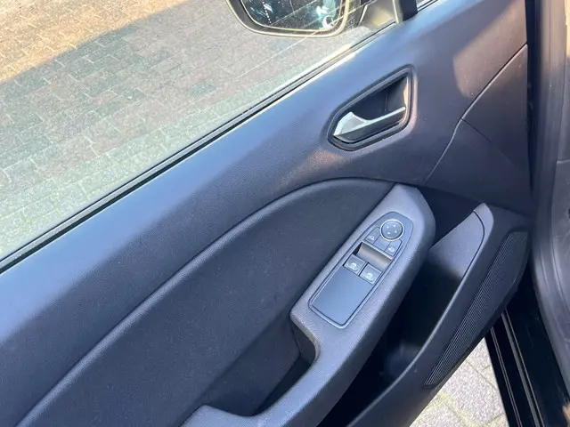 Renault Clio 1.0 TCe Zen *Navi*Airco*Cruise* 2020 Benzine 9